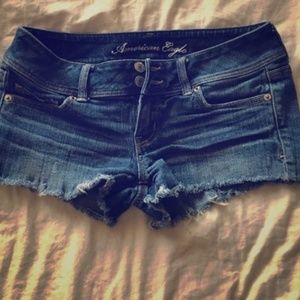 american eagle double button shorts